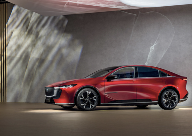 La Mazda 6e : la berline électrique qui redéfinit l’élégance